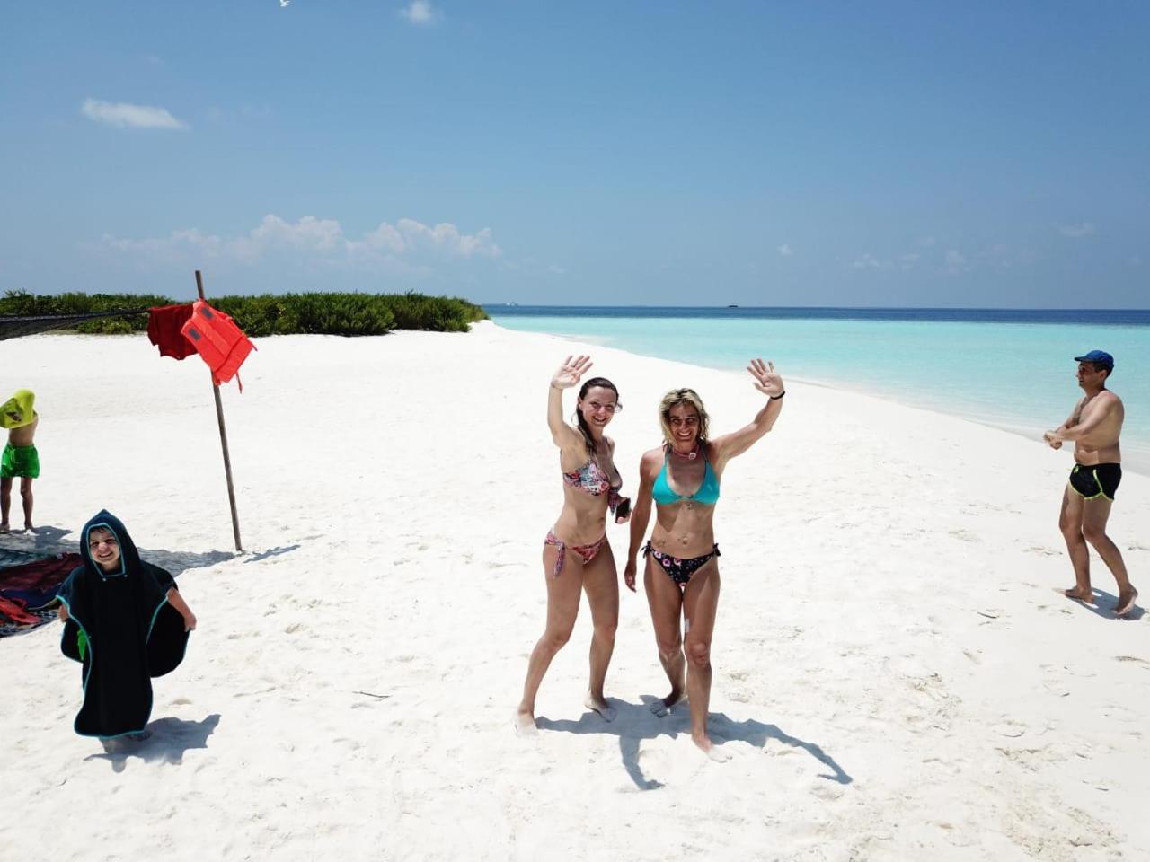 Asia Inn Maldives Hangnaameedhoo Exteriör bild